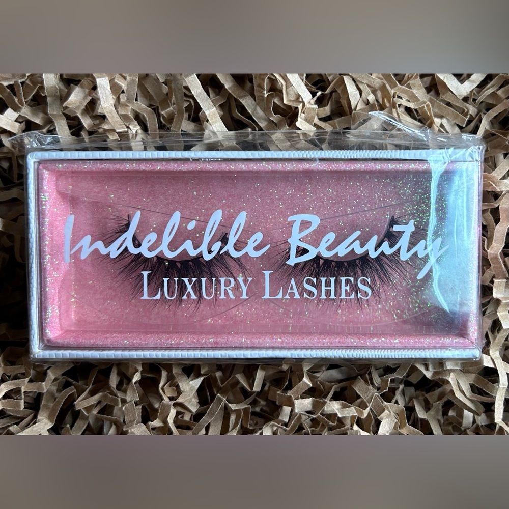 Indelible Beauty Luxury Lashes (Lola)